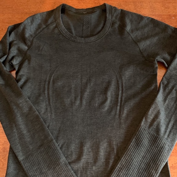 lululemon athletica Tops - LIKE NEW! Women's Lululemon Brown Top-6